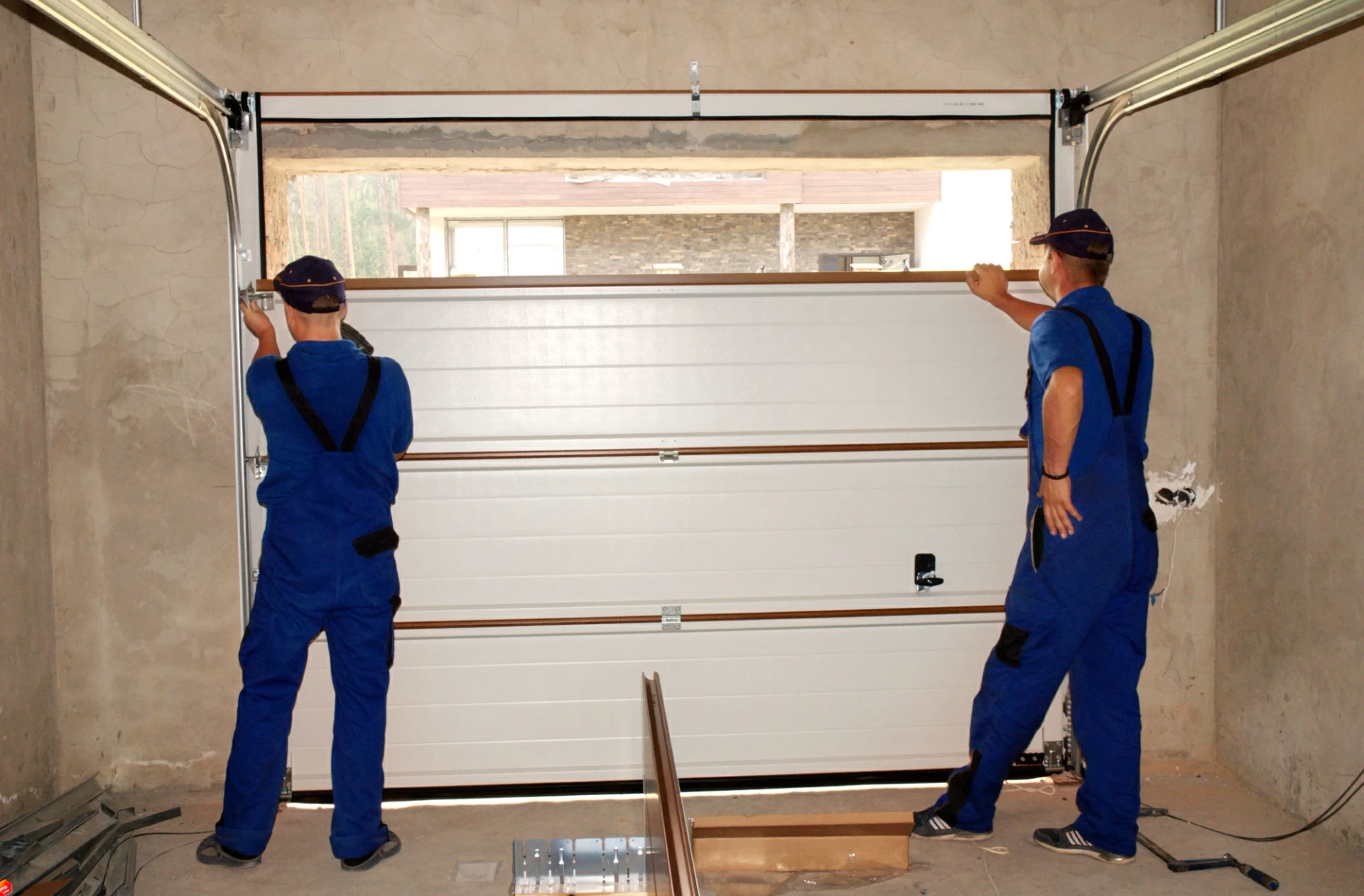 How to Maintain Your Garage Door for Longevity